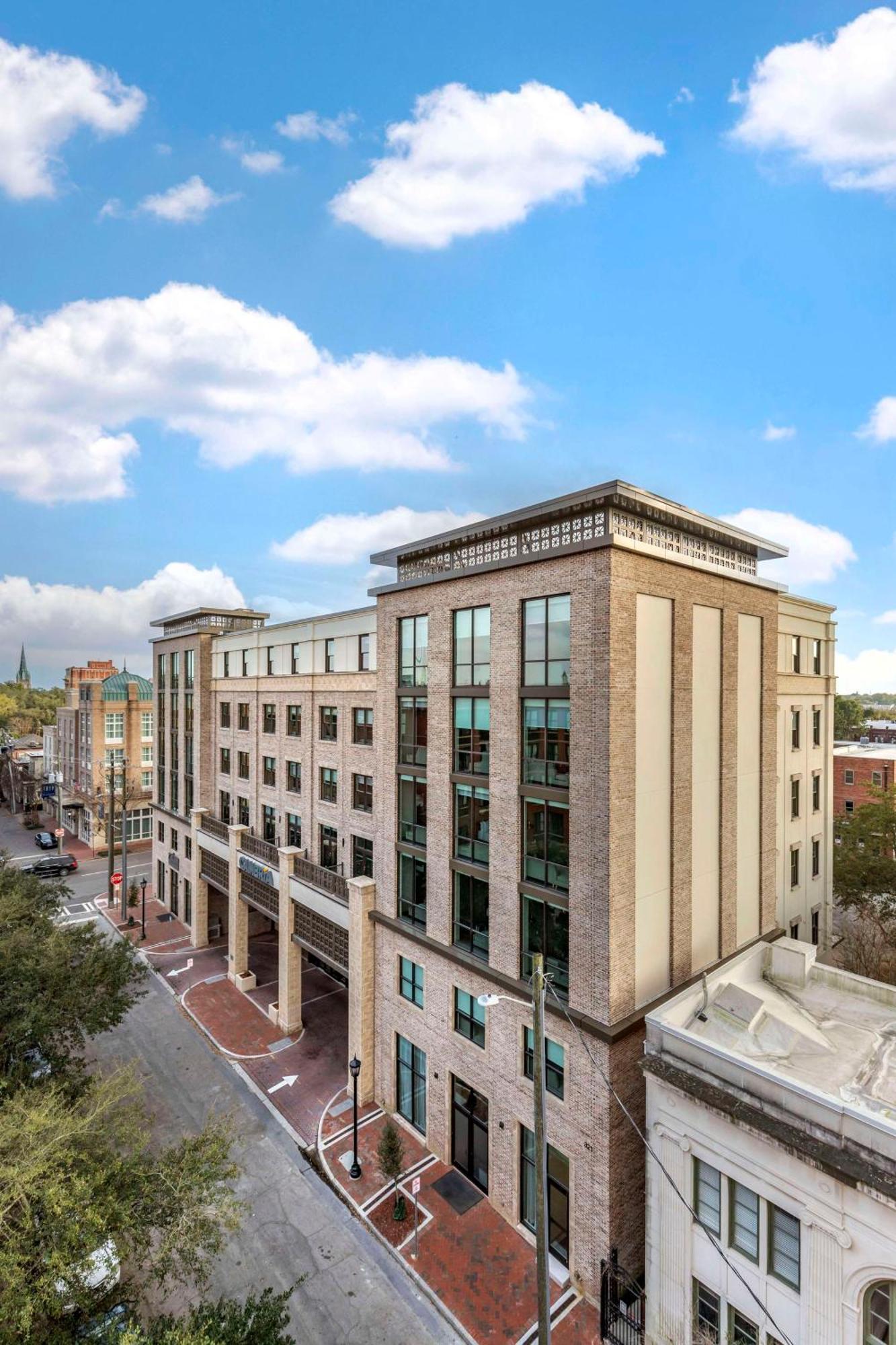 Cambria Hotel Savannah Downtown Historic District Exterior photo